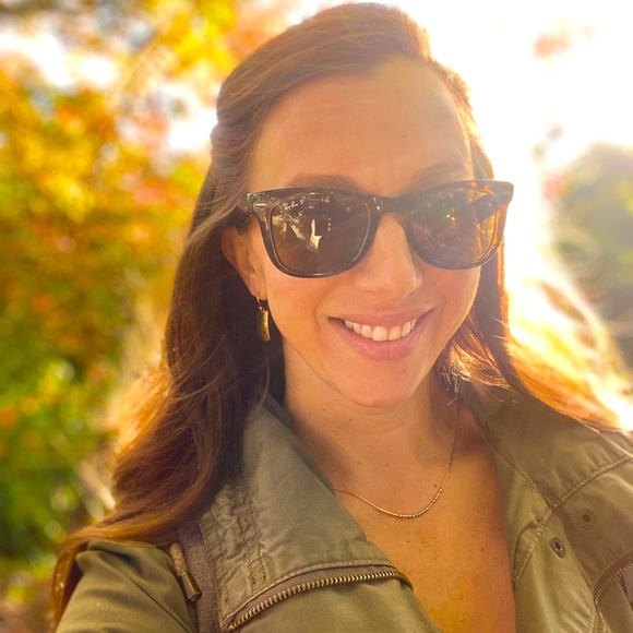 Meet your Posher, Mary - Picture 1 of 1